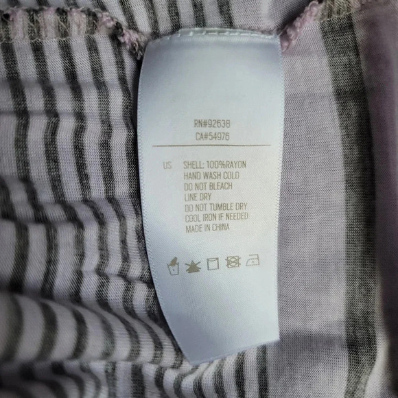 Fossil Women's Short Sleeve Tan Purple Design Knit Top Tee Striped Rayon S Small - Picture 2 of 10